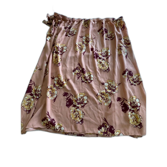 Women's Floral Wrap Skirt Peach Pink Midi Elastic Waist SIZE 2X Abound - Picture 4 of 7